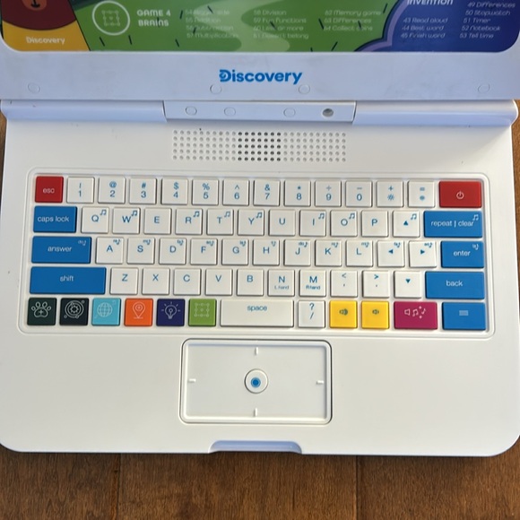 Discovery kids Teach and talk Swivel Laptop - Picture 2 of 10